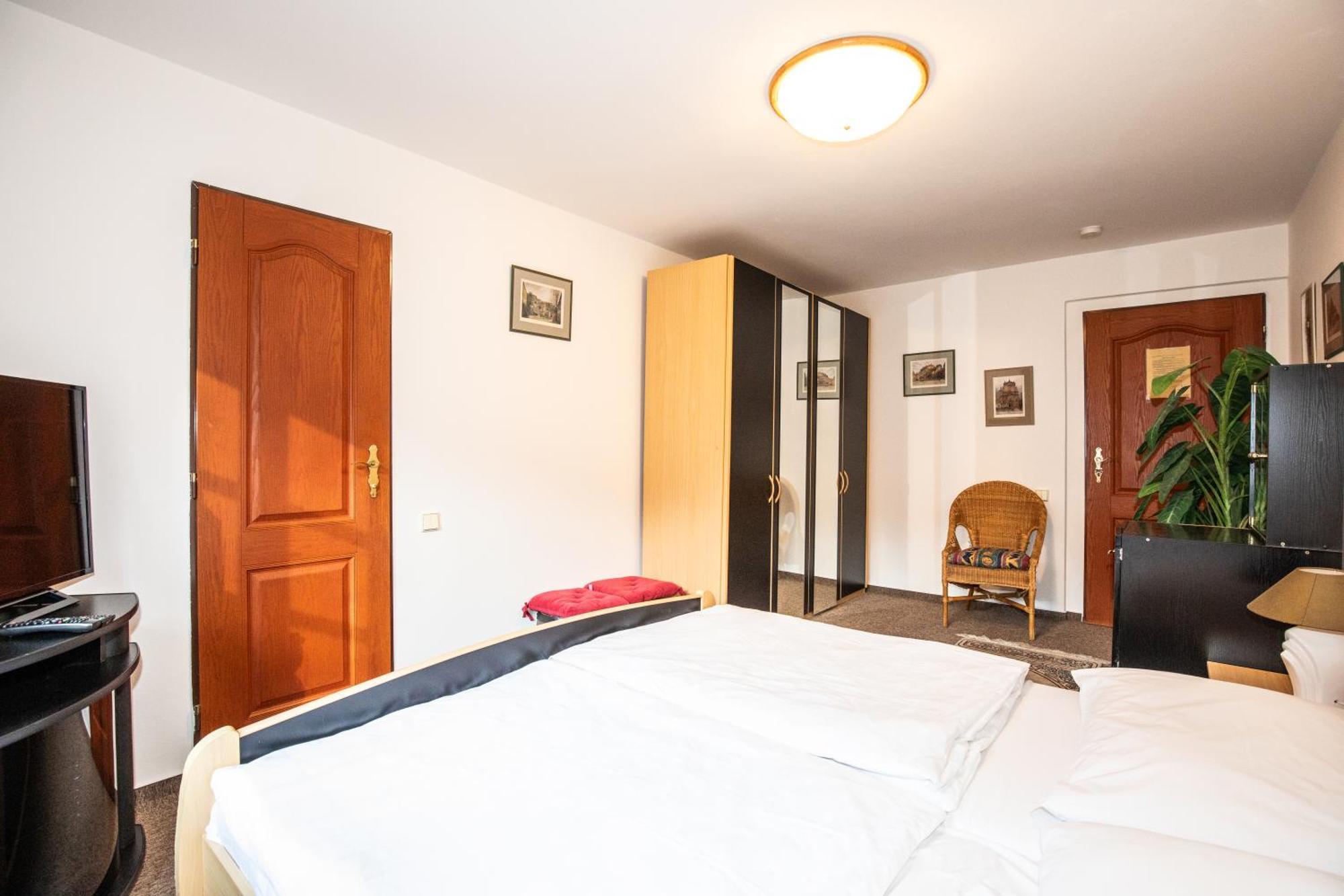 Resort U Jelena Křivoklát Buitenkant foto