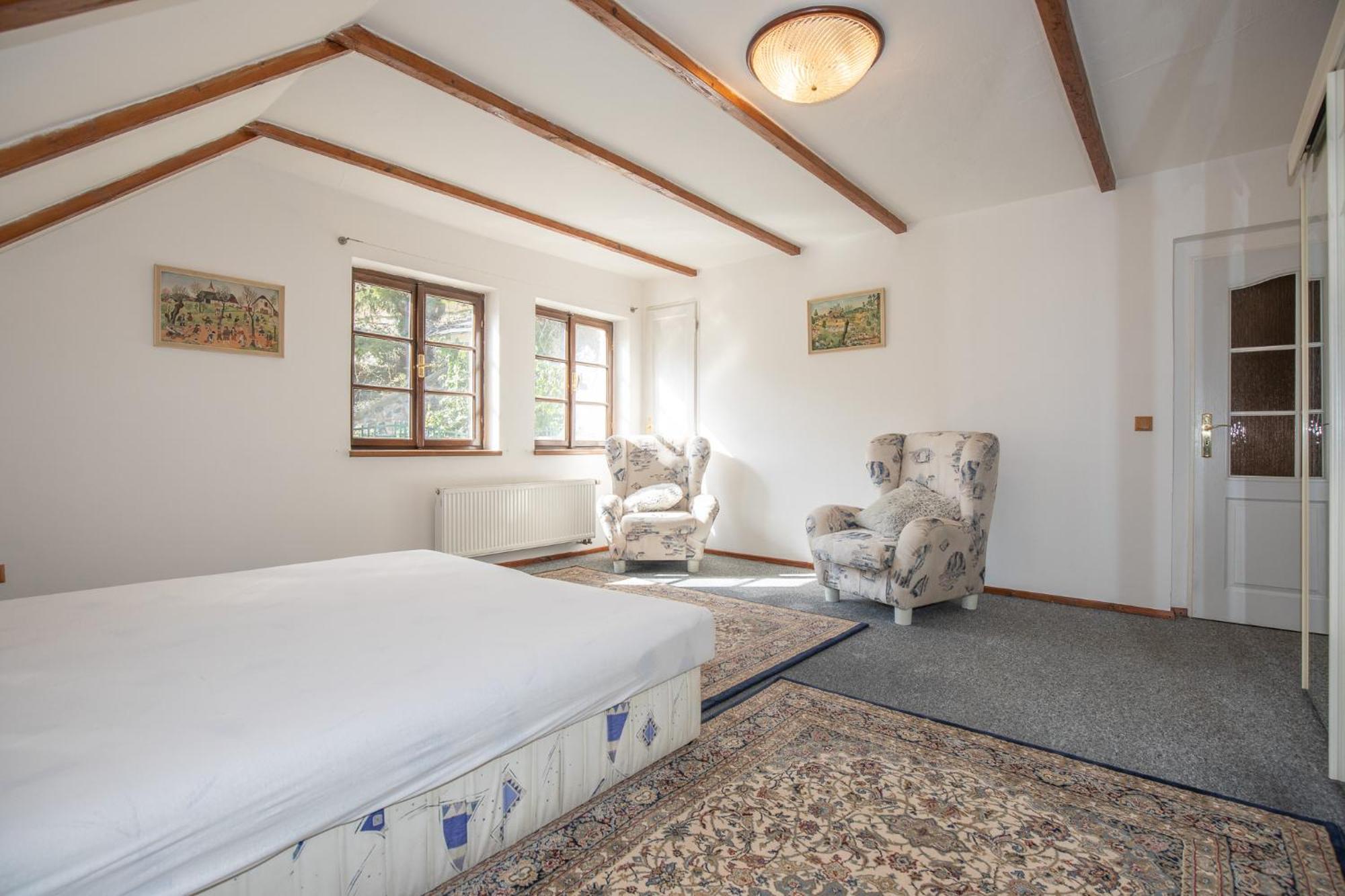 Resort U Jelena Křivoklát Buitenkant foto